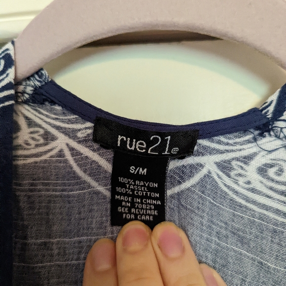 Blue and white boho coverup - Picture 3 of 3